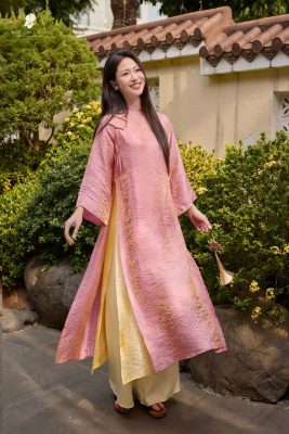 Áo dài truyền thống 4 tà