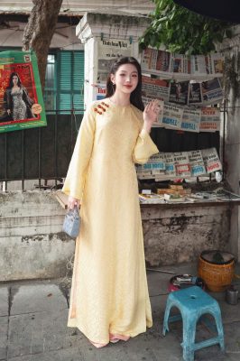 Áo dài truyền thống cổ tròn 